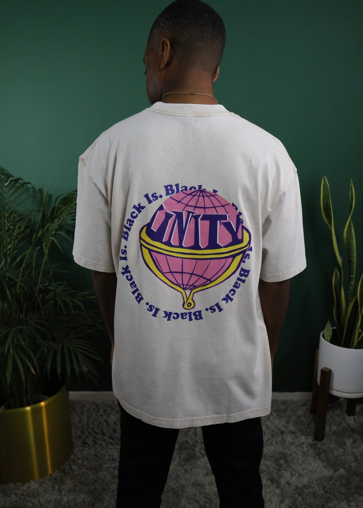 Unity Globe Tee Unisex - Black - Black Is.